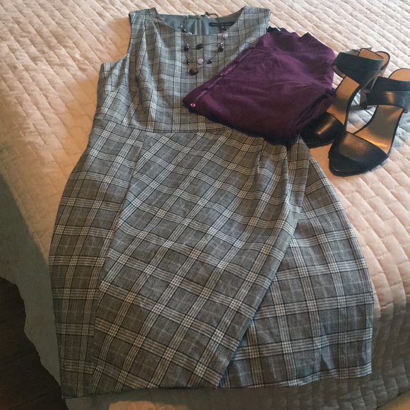 Banana Republic Dresses & Skirts - Banana Republic plaid dress - perfect for work